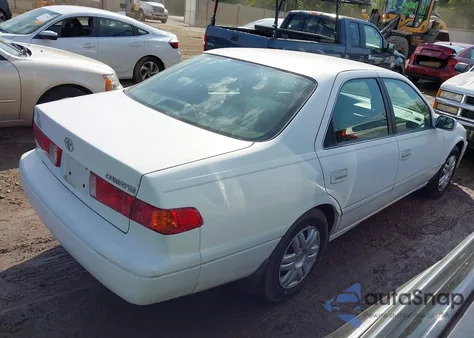 2000 Toyota Camry Ce/Le/Xle из США, поврежденный, VIN 4T1BG22K9YU957175